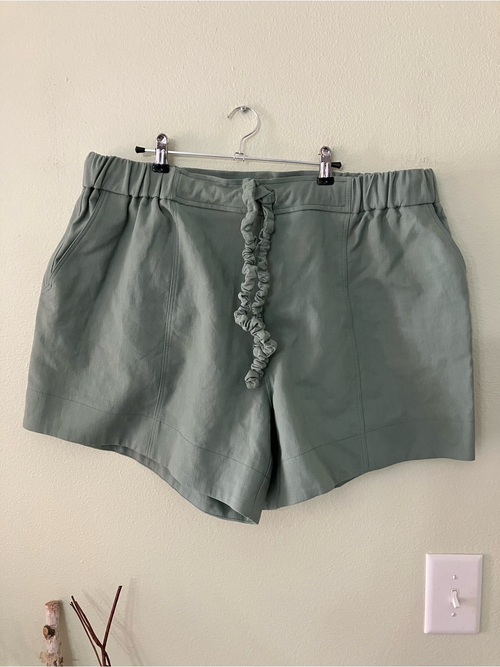 NWT Ganni deep mint green drawstring flare shorts